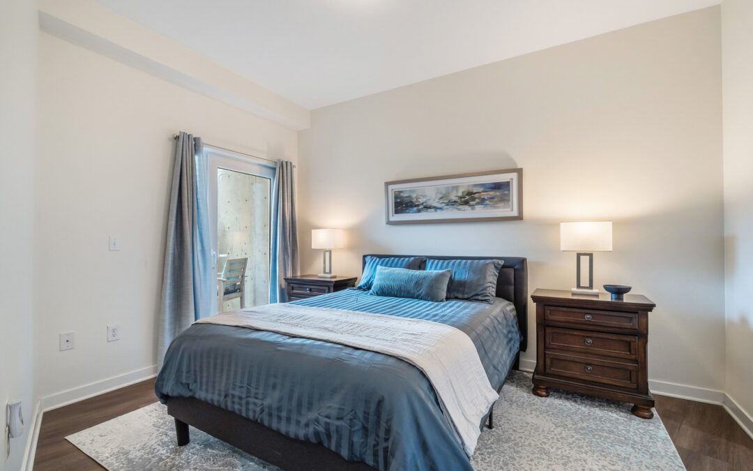 Crafting an Irresistible Vacation Rental Listing: No Long-Term Strings Attached!